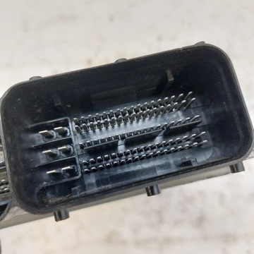 фото thumb №6, Audi q5 2,0tfsi блок управления компьютер двигателя continental 8r2907115 5wa12005