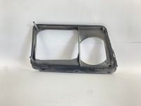 фото thumb №10, Рамка плафон лампы фара перед левая hella mercedes w124 12957900 повреждённый