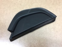 фото thumb №1, Citroen c3 iii треугольник крыла правый задняя заглушка