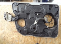 фото thumb №1, Обшивка правый перед замок jeep grand cherokee wk2