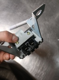 фото thumb №1, Hyundai tucson замок контактор крышки задняя