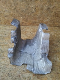 фото thumb №1, Mercedes a-klasa w177 защита тепловая a2476825000