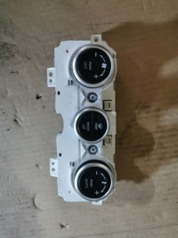 фото thumb №1, Панель обдув кондиционера th10 e6a mazda 6