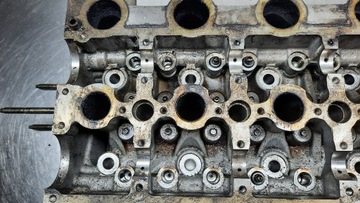 фото thumb №10, Головка двигуна 9641752610 v45 volvo ford citroen peugeot 2.0 hdi 16v