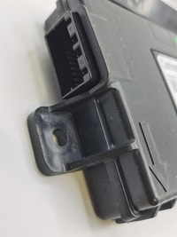 фото thumb №3, Модуль rfhub dodge challenger charger 2015