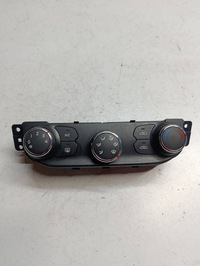 фото thumb №1, Kia ceed ii панель кондиціонера 97250-a2002 europa