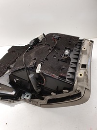 фото thumb №5, Бардачок пассажира audi a6 c6 4f1857035ch светлый