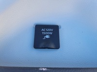 фото thumb №10, Toyota sienna 2.5 hybrid xse limited обшивка багажника правый задняя 2021-