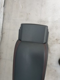 фото thumb №7, Тунель підлокітник cla w117 amg