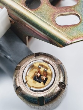 фото thumb №2, Pas натягувач лівий перед daihatsu sirion i європа