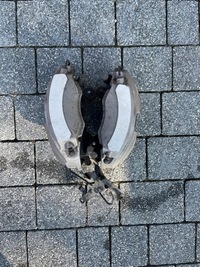 фото thumb №1, Зажимы тормозные audi q5 18r.