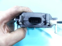 фото thumb №5, Доводчик замок крышки discovery sport l550