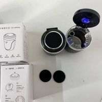 Пепельница автомобильная led с крышка 2 szt металлический вкладыш с Разборки, фото thumb