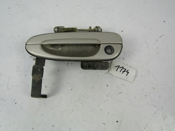 фото thumb №1, Mazda 626 v gf ручка дверь наружная левая перед 00-02 5d fl