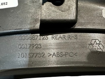 фото thumb №10, Ferrari purosangue porzerzenie накладка планка защита подкрылки зад rh 887125