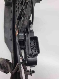 фото thumb №9, Замок правых передних дверь ford kuga i 8v4as21812ba 2.0l дизель 100kw