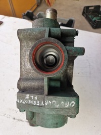 фото thumb №6, Корпус термостата volvo fl renault gama d d8k