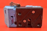 фото thumb №5, Замок дверь правый перед передний eu 8650546 volvo v70 2 ii 00-08