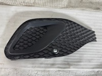 фото thumb №1, Mercedes gla w247 правая решётка бампера