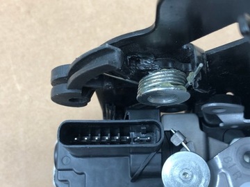 фото thumb №8, Правий зад замок двері засувка lr078743 lr078742 do land rover jaguar