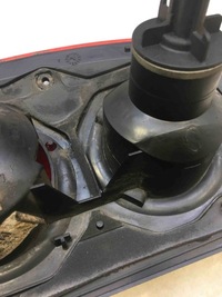 фото thumb №14, Лампа правий задня land rover freelander amr4003