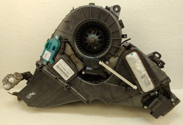 фото thumb №2, Audi q7 4l отопитель интерьера задняя 4l0820004c kpl