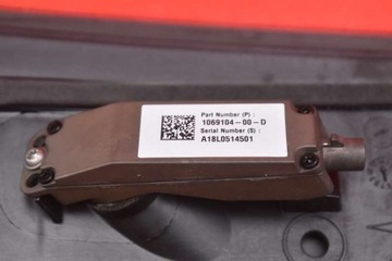 фото thumb №9, Камера права стійка скляний 1092307-00-g tesla модель s рестайлінг 16-21