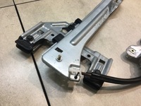 фото thumb №5, Подъемник стекло правый перед pt cruiser 04724556ae