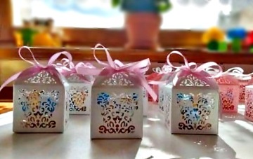 Ажурная вырубка КОРОБКА. за конфету СПАСИБО