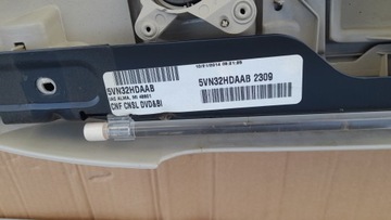 фото thumb №8, Chrysler town country v 10- 20 консоль панель бардачок стеля usa