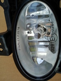 фото thumb №2, Mazda 3 противотуманная фара левый 2006r-