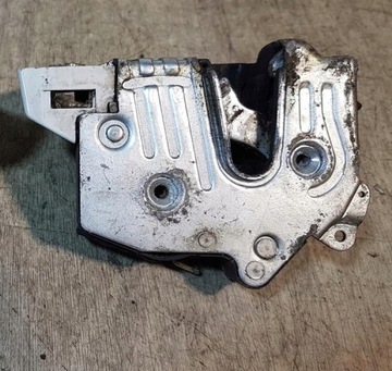 фото thumb №1, Замок двері лівий зад mercedes w124 універсал