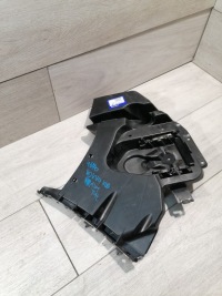 фото thumb №1, Volvo v40 направляющая бампер правый задняя 31395092