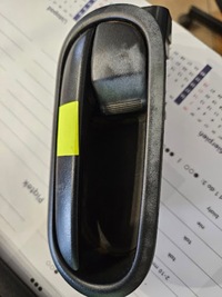 фото thumb №5, Ручка внутренняя левый перед передняя mazda 2 ii