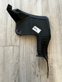 фото thumb №1, Hyundai i10 ii lift подкрылок защита левый задняя оригинал 86821-b9000 nowe