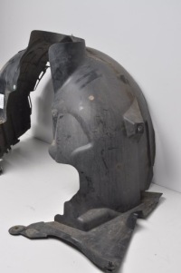 фото thumb №2, Mercedes w176 підкрилок правий перед