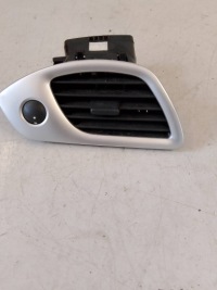 фото thumb №2, Renault scenic iii решётка обдув левая