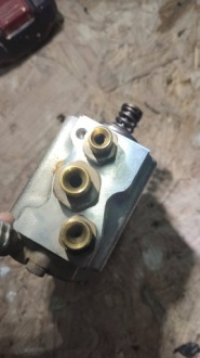 фото thumb №3, Насос впрыскная alfa romeo 159 brera 3.2 jts 0261520035