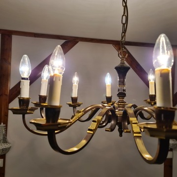 STYLOWY ŻYRANDOL MOSIĘŻNY 10-RAMIENNY,PRZEKRÓJ79CM