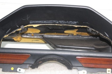 фото thumb №12, Mercedes w124 панель роздавальна капот консоль чорна eu капот