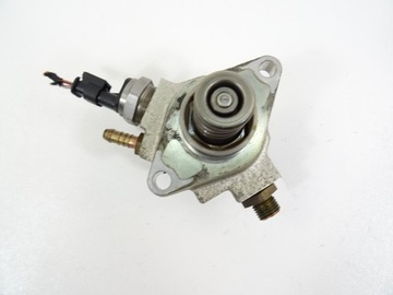 VW SEAT AUDI 1.4 TSI ТОПЛИВНЫЙ НАСОС 04E127026H