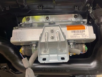 фото thumb №5, Volvo s80 ii v70 iii панель раздаточная подушки ремни 30721996 30721035