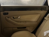 фото thumb №1, Обшивка двері правий задня audi a8 d3 krem
