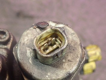 фото thumb №11, Mazda 323f bj 00-03 рестайлинг 2.0 d 101km насос впрыскивающий rf4f13800