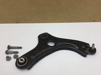 фото thumb №1, Renault clio v 5 рычаг правый