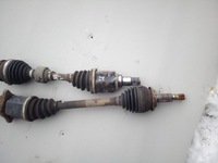 фото thumb №1, Toyota verso 2,0 2,2 09-15 привідний вал права