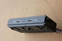 фото thumb №1, Роз'єм port 2 x usb vw audi skoda 5na035700