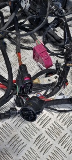 Mercedes оригінальний номер a1775404706 w177 джгут електропроводка відсік двигуна Недорого, фото thumb