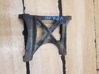 фото thumb №1, Кронштейн катализатора toyota corolla verso ii 2.0d4d