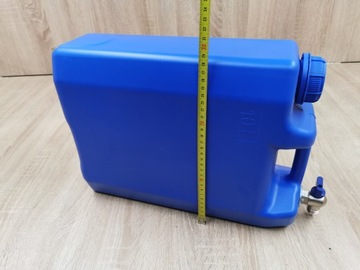 Канистра для воды горизонтальная с краном, 10л.